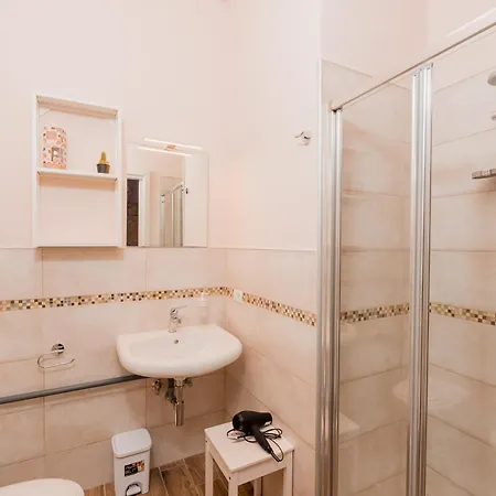 Gasthof Assisi In Terrazza Santa Maria Degli Angeli (Assisi)